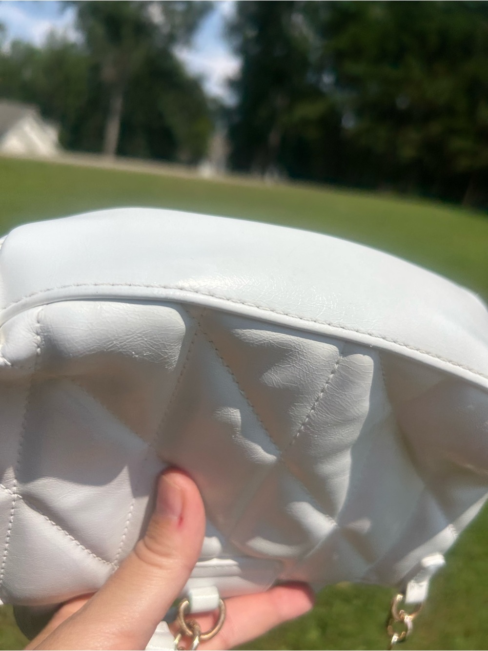 Forever 21 White Quilted Mini Satchel Bag Gold Chain Crossbody Purse - Picture 6 of 7